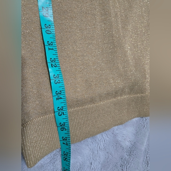 Michael Kors Lightweight Metallic Gold Knit V Neck Midi Dress. Size Small - Picture 13 of 13